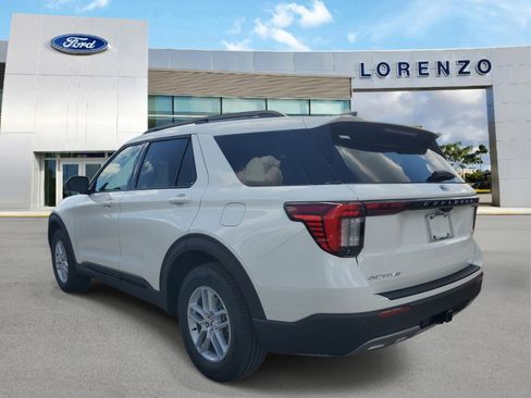 New 2026 Ford Explorer Active RWD image 6