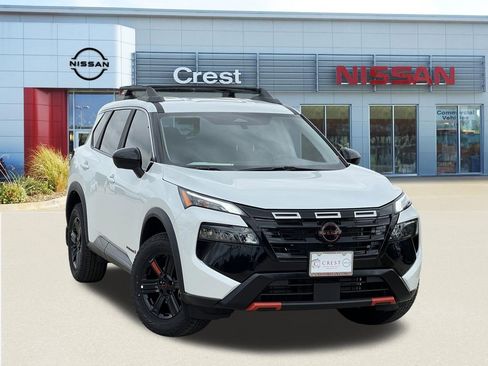 New 2026 Nissan Rogue SV AWD/4WD image 1