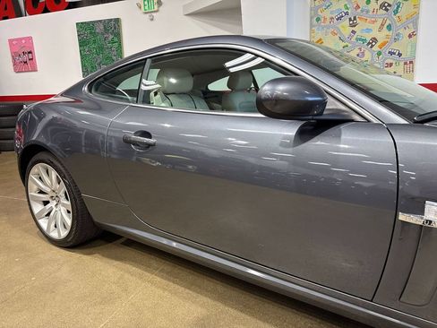 Used 2007 Jaguar XK Coupe RWD image 52