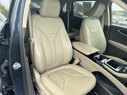 Used 2022 Lincoln Nautilus Reserve image 30