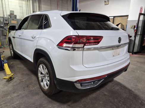 Used 2020 Volkswagen Atlas Cross Sport S image 29