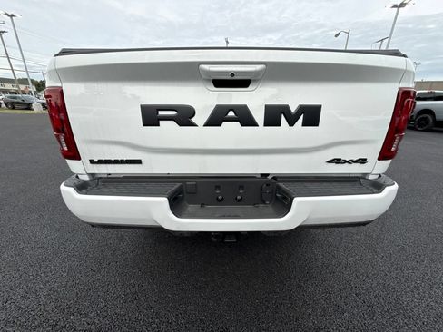New 2026 RAM 2500 Laramie AWD/4WD image 4