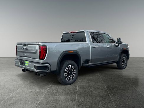 New 2025 GMC Sierra 2500 Denali Ultimate w/ Max Trailering Package image 7