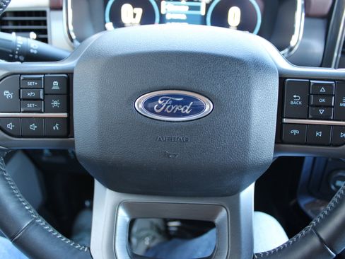 Used 2021 Ford F150 Lariat w/ Equipment Group 502A High image 18