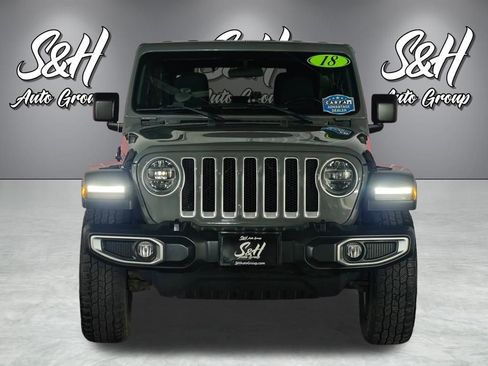 Used 2018 Jeep Wrangler Unlimited Sahara w/ Cold Weather Group image 20