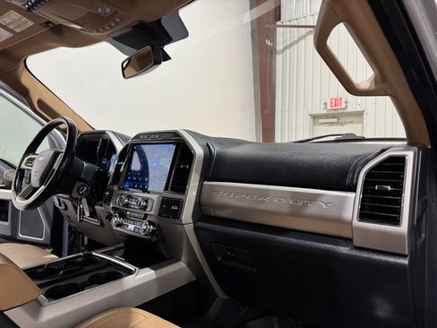 Used 2022 Ford F250 Lariat AWD/4WD image 11