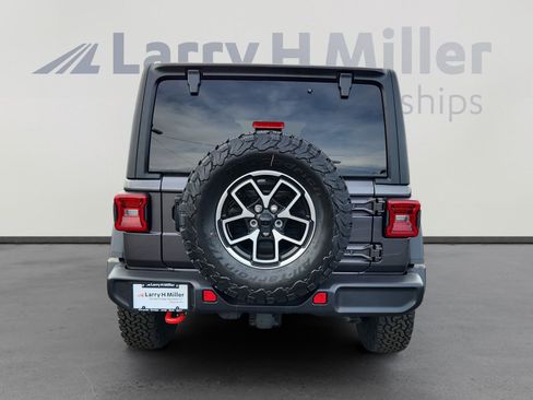 New 2026 Jeep Wrangler Unlimited Rubicon w/ Technology Group AWD/4WD image 5