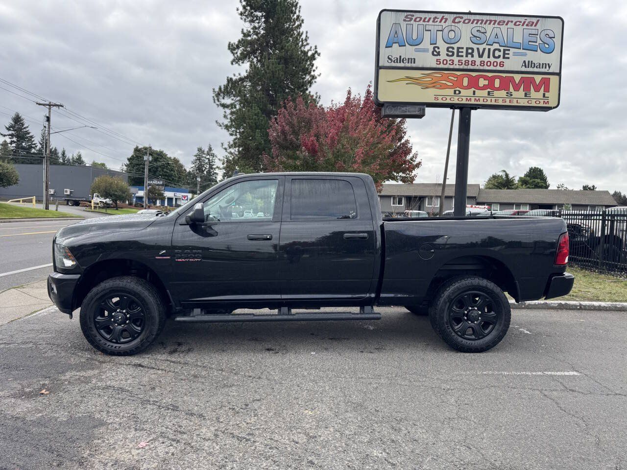 Used 2017 RAM 3500 Big Horn w/ Black Appearance Group AWD/4WD image 6