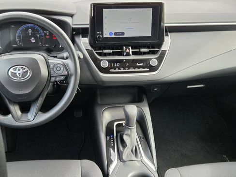 Used 2026 Toyota Corolla LE FWD image 17