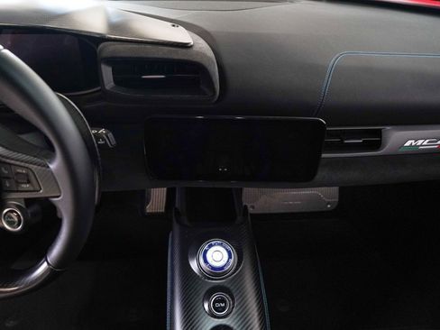 Used 2022 Maserati MC20 image 12