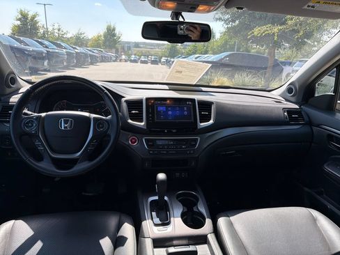 Used 2017 Honda Ridgeline RTL-T image 30
