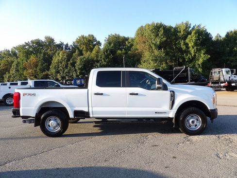 Used 2025 Ford F250 XL w/ XL Off-Road Package AWD/4WD image 9