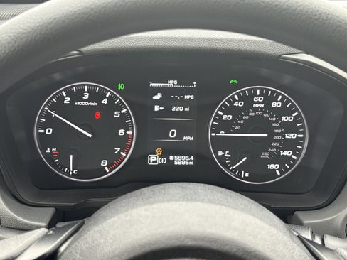 Certified 2025 Subaru Crosstrek 2.0i Premium AWD/4WD image 3