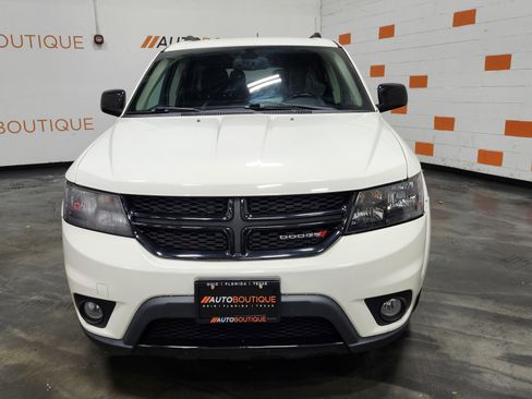 Used 2019 Dodge Journey SE w/ Connectivity Group image 3