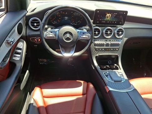 Used 2022 Mercedes-Benz GLC 300 4MATIC Coupe image 13