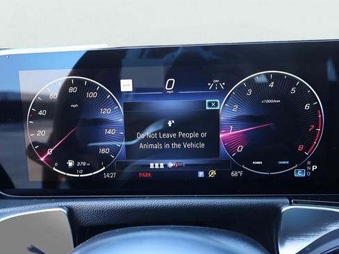 New 2026 Mercedes-Benz GLB 250 4MATIC image 40