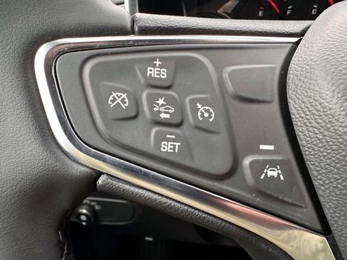 Used 2024 Chevrolet Equinox LT AWD/4WD image 16