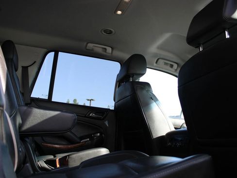 Used 2018 Chevrolet Tahoe Premier image 17