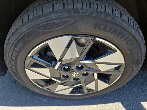 Used 2024 Hyundai Kona SEL w/ Convenience Package AWD/4WD image 12