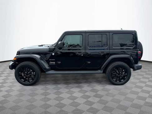Used 2023 Jeep Wrangler Unlimited Sahara AWD/4WD image 9