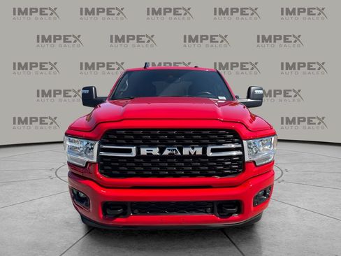 Used 2024 RAM 2500 Big Horn w/ Safety Group AWD/4WD image 8
