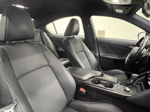 Certified 2022 Lexus IS 300 w/ Accessory Package RWD image 11