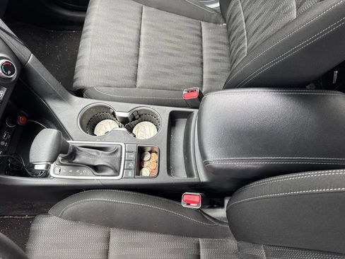 Used 2019 Kia Sportage LX AWD/4WD image 16