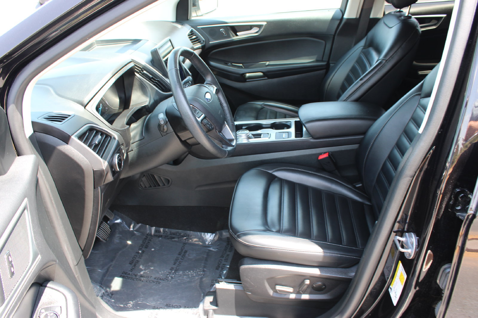 Used 2024 Ford Edge SEL AWD/4WD image 11