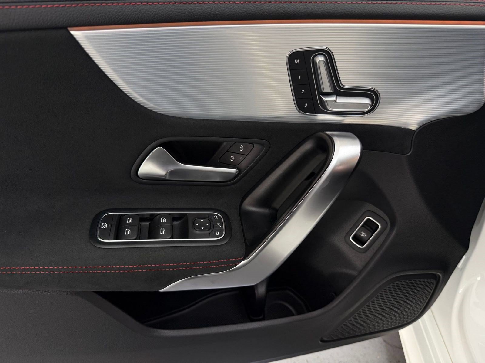 Certified 2023 Mercedes-Benz CLA 250 image 11