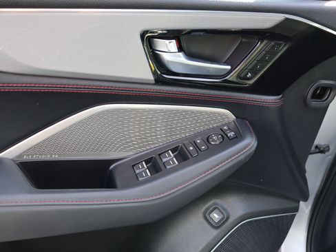 Used 2023 Acura MDX A-Spec image 28