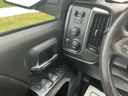 Used 2017 Chevrolet Silverado 1500 LT w/ All Star Edition image 24