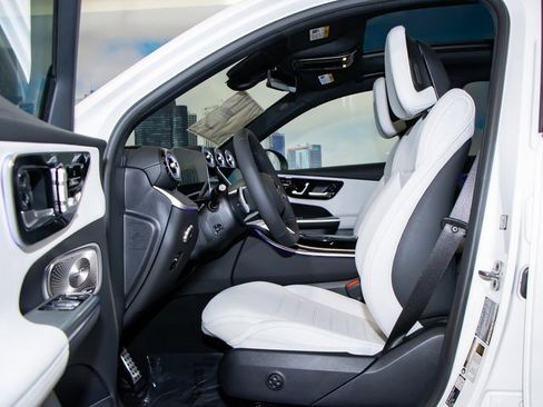 Used 2026 Mercedes-Benz GLC 350e 4MATIC image 20