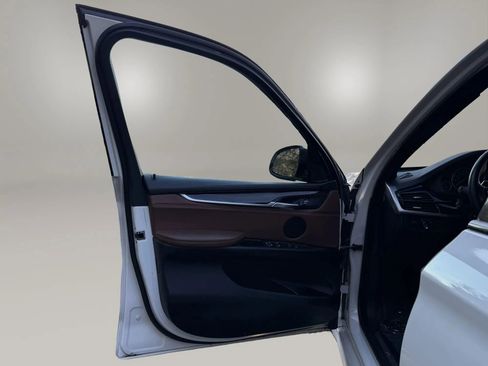 Used 2014 BMW X5 xDrive35i image 13