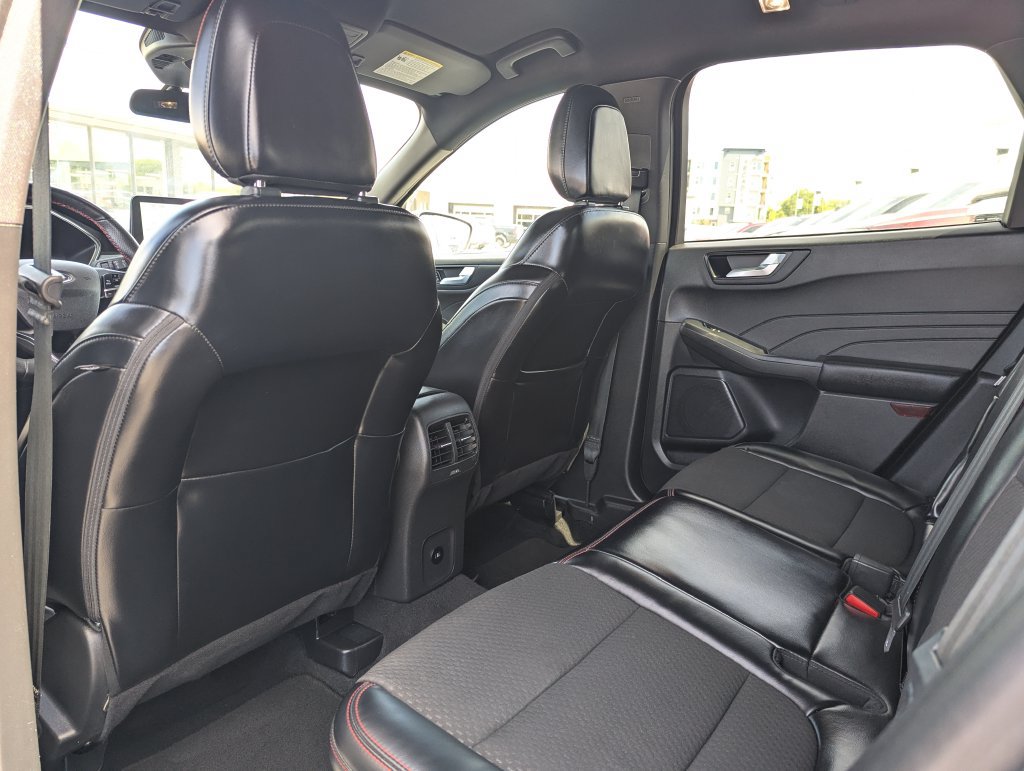Used 2024 Ford Escape ST-Line AWD/4WD image 31