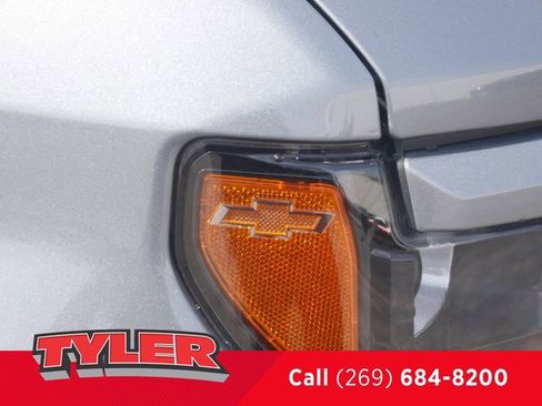 Used 2023 Chevrolet Silverado 1500 RST w/ Rally Edition image 11