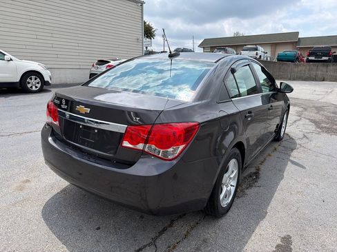 Used 2015 Chevrolet Cruze LT w/ Technology Package FWD image 6
