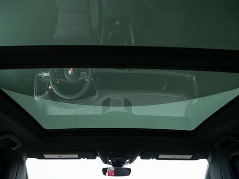 Certified 2025 Porsche Cayenne GTS image 18