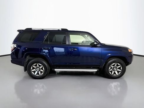 Used 2021 Toyota 4Runner SR5 Premium w/ Moonroof Package AWD/4WD image 8