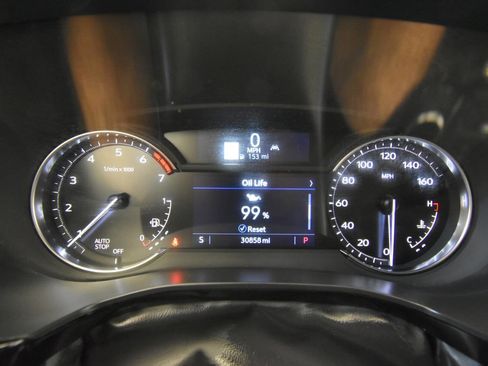 Used 2024 Cadillac XT5 Premium Luxury FWD image 30