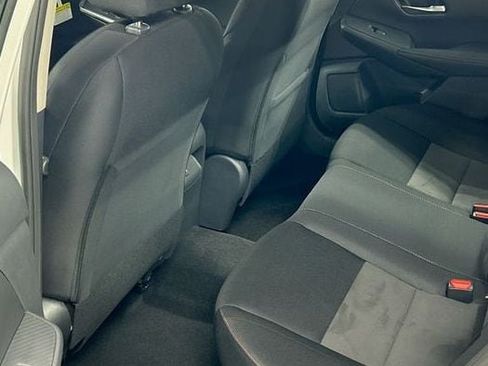 New 2025 Nissan Sentra SR FWD image 21