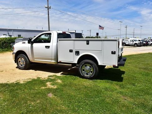 New 2024 RAM 2500 Tradesman w/ Chrome Appearance Group image 11