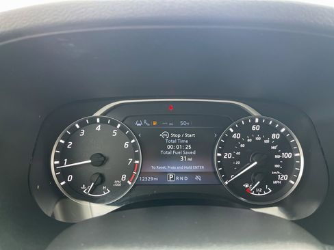 Used 2024 Nissan Frontier SV w/ SV Convenience Package image 42