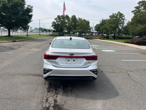 Used 2019 Kia Forte S w/ S Premium Package FWD image 6