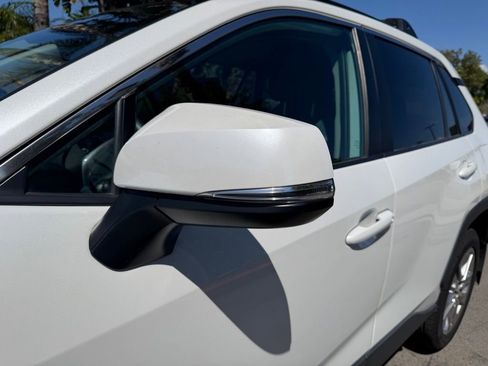 Used 2024 Toyota RAV4 XLE Premium image 8