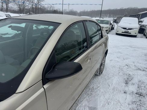 Used 2004 Saturn ION Level 2 w/ Power Pkg image 10