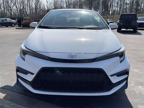 Used 2023 Toyota Corolla SE image 11