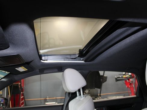 Used 2025 Honda Civic Sport Touring image 40