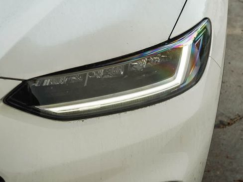 New 2027 Honda HR-V LX image 8