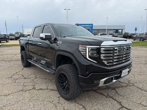 Used 2022 GMC Sierra 1500 Denali AWD/4WD image 1