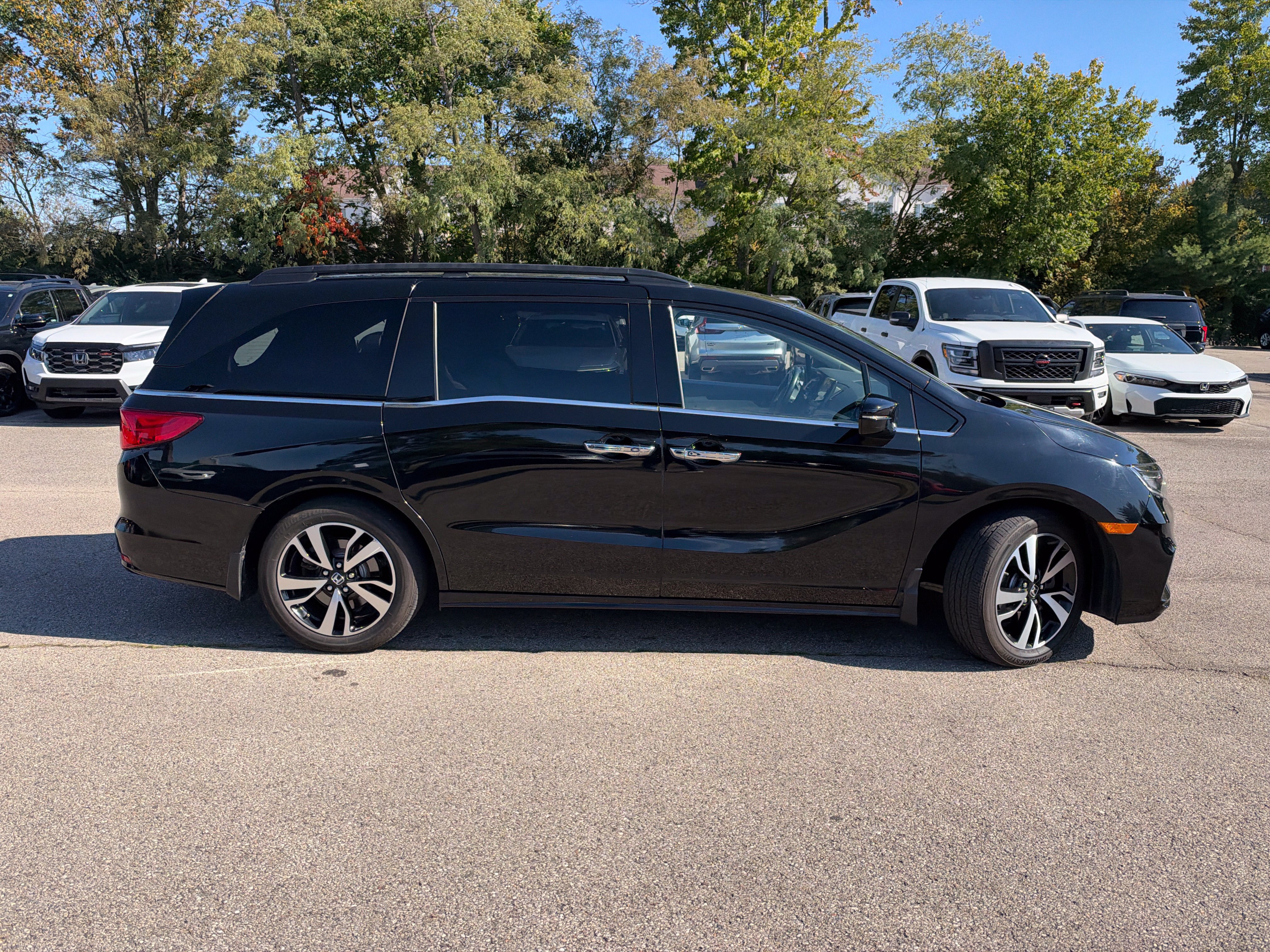 Used 2019 Honda Odyssey Elite image 18